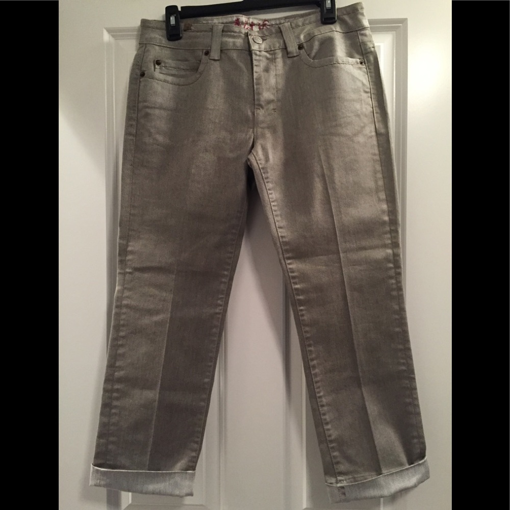 LOOK Notify Designer Capri's-Made in Italy -Grey